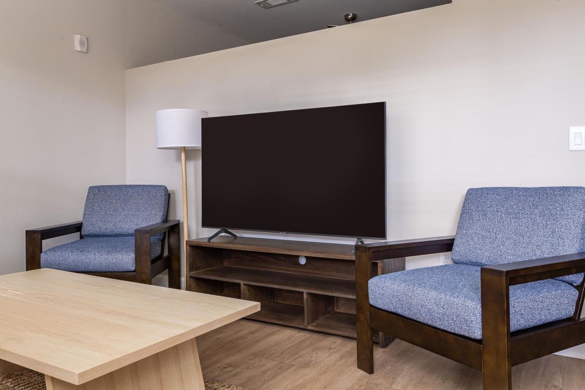 Kasa Freemorewest Charlotte Room photo